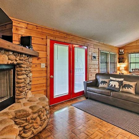 River Rush- Cozy Riverfront Cabin 5 Mi To Pigeon Forge Sevierville Buitenkant foto